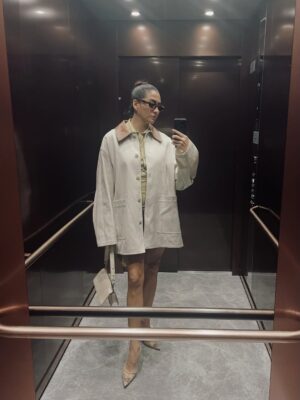 Aybüke Pusat Instagram - Gelenek diye koyuyorum valla. Aşırı zor toparladım kafayı. 2026 daha derli toplu bi sene olsun! Lütfennn 👸🏻🩵🎄🍎🐝