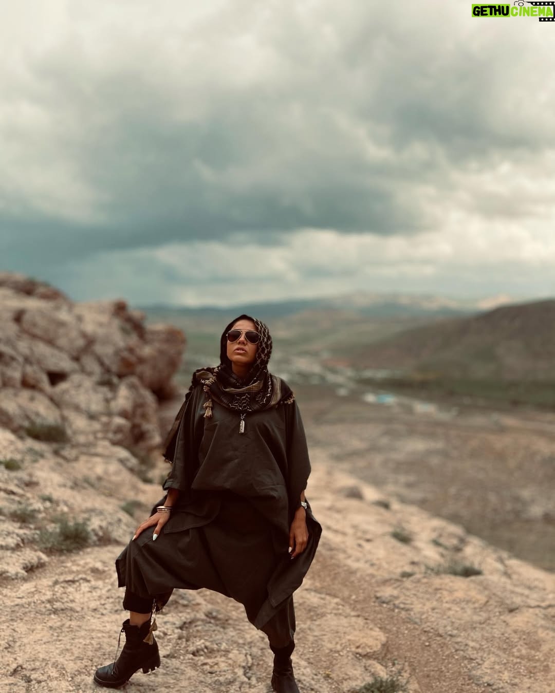 Azadeh Zarei - 21.5K Likes - عکس از @mohammadgharaei