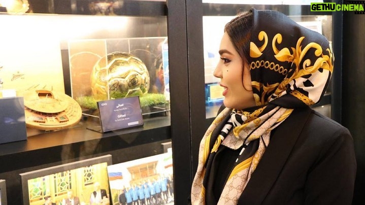 Azadeh Zarei - 27.7K Likes - سپاس از دعوت باشگاه فولاد مبارکه سپاهان 💛 

#سپاهان_آزاده_ زارعی#سپاهان_اصفهان #اصفهان #باشگاه_فولاد_مبارکه_سپاهان #ورزشگاه_نقش_جهان#فوتبال #قهرمان