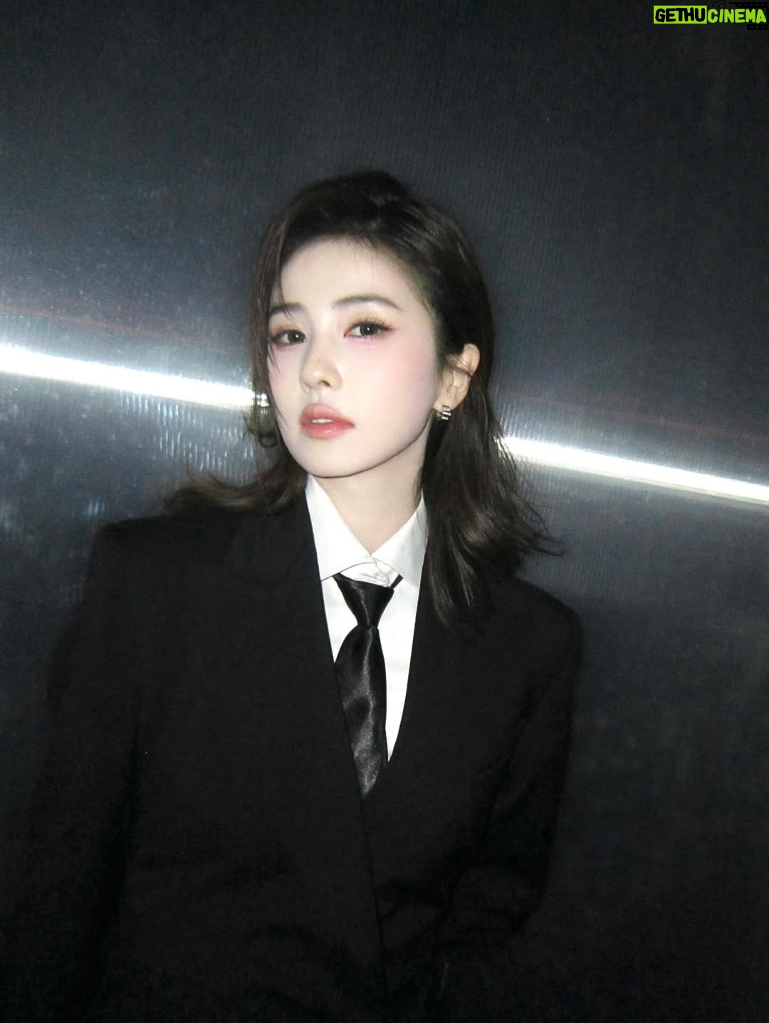 Bai Lu - 392.8K Likes - 唐宫奇案♠️