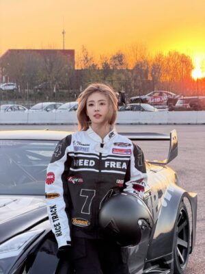 Bai Lu Instagram - 