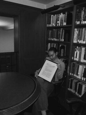 Bailey Bass Instagram - PUBLISHED!! My first research paper!!
🤍Social Media, Absorption, and Stress: Divergent Paths to Self-Esteem🤍
Thank you to Dr.Barahmand and Columbia University for this opportunity. 
Link in bio to read it :)

———

Started studying psychology at Columbia University in fall 2024 simply because it spoke to me more than any other major. A month later, I fell in love with research and begged Dr.Barahmand to let me join her research group. Today, I am a published researcher🤭 #tearingup