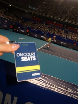 Bárbara López Instagram - 🪽 🪽 

Gracias @quiencom y @abiertomexicanodetenis la pasamos brutal ♥️ ILY