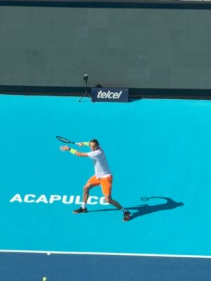 Bárbara López Instagram - 🪽 🪽 

Gracias @quiencom y @abiertomexicanodetenis la pasamos brutal ♥️ ILY