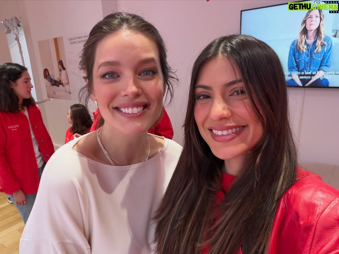 Bárbara López - 25.9K Likes - ♥️♥️♥️aquí les dejo un pedacito de lo que hicimos con  @vichylaboratoires en pagiiiiii.