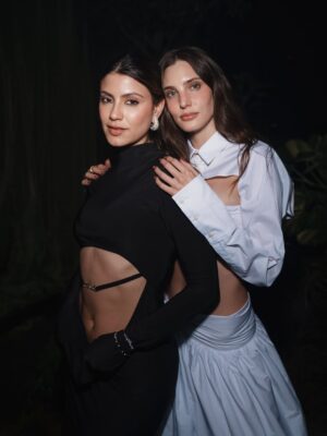 Bárbara López Instagram - hosts del MERCADO DE LAS FLORES @marieclaire_la y además besties?? 🌸🌼🌺 it doesn’t get better than that :,) 

📸 @aguslingals 
🎥 @santiagoachaga