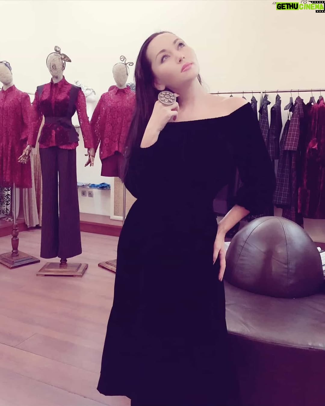 Bayan Alaguzova - 89.7K Likes - Тренд! Мой шестнадцатый ❤️