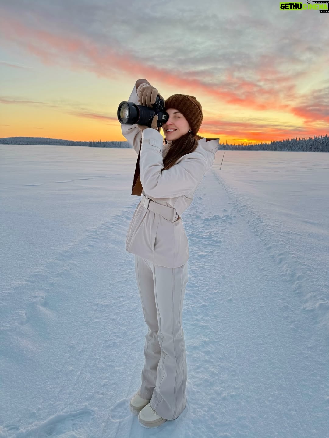 Belén Soto - 49.7K Likes - Es que estoy muy feliz! 📸❄️🤍