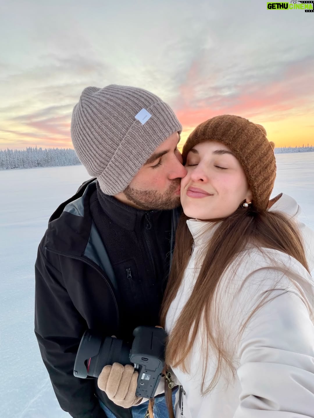 Belén Soto - 49.7K Likes - Es que estoy muy feliz! 📸❄️🤍