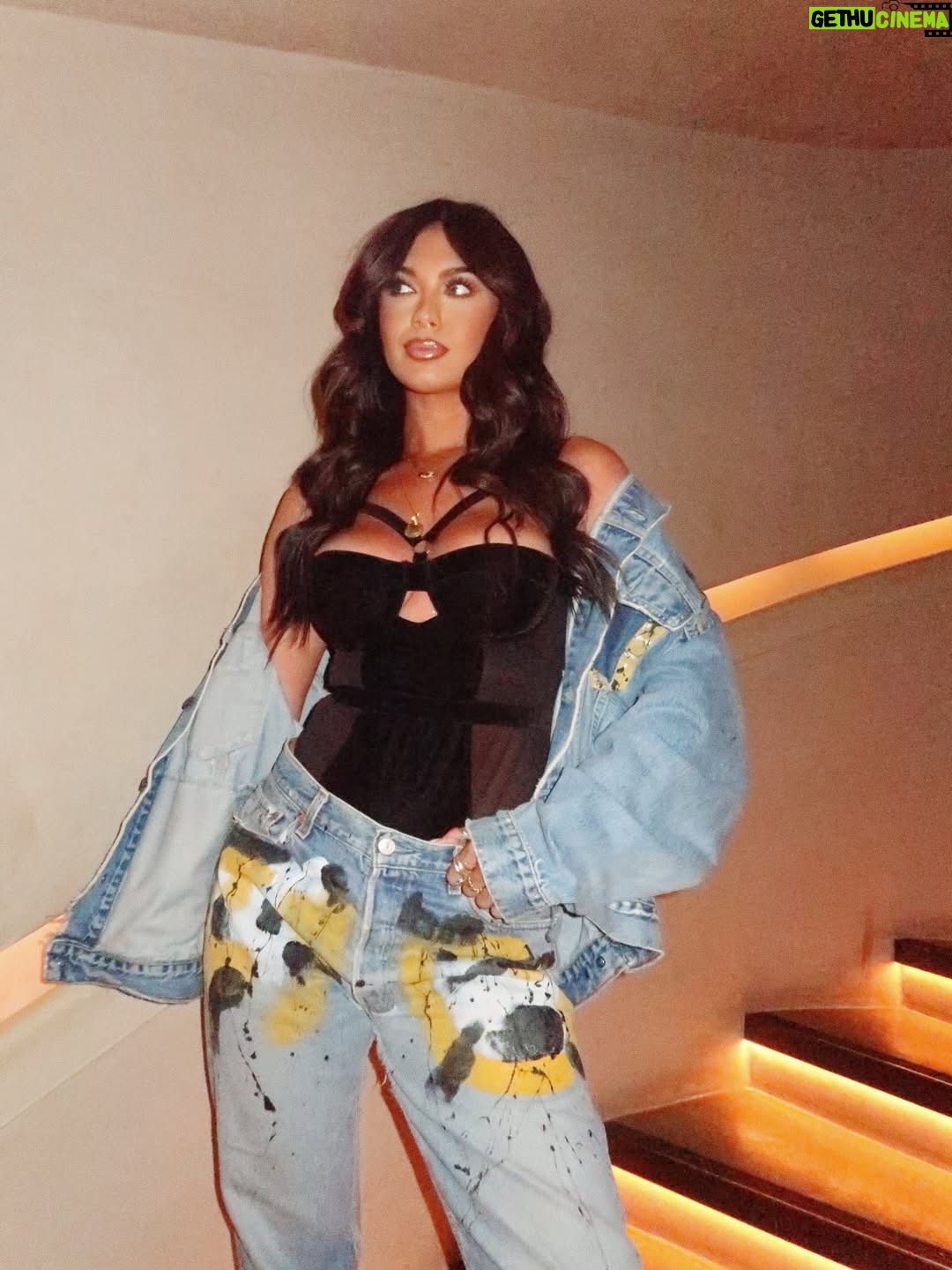 Belle Hassan - 26.1K Likes - Protected, always 🤍