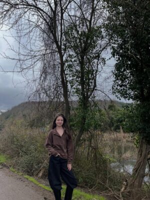 Beren Gençalp Instagram - 🤎💚🖤
