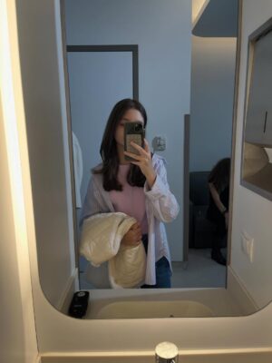 Beren Gençalp Instagram - Hayal ve C2 seviye fit check bağımlılığı