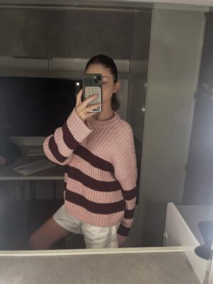 Beren Gençalp Instagram - Hayal ve C2 seviye fit check bağımlılığı