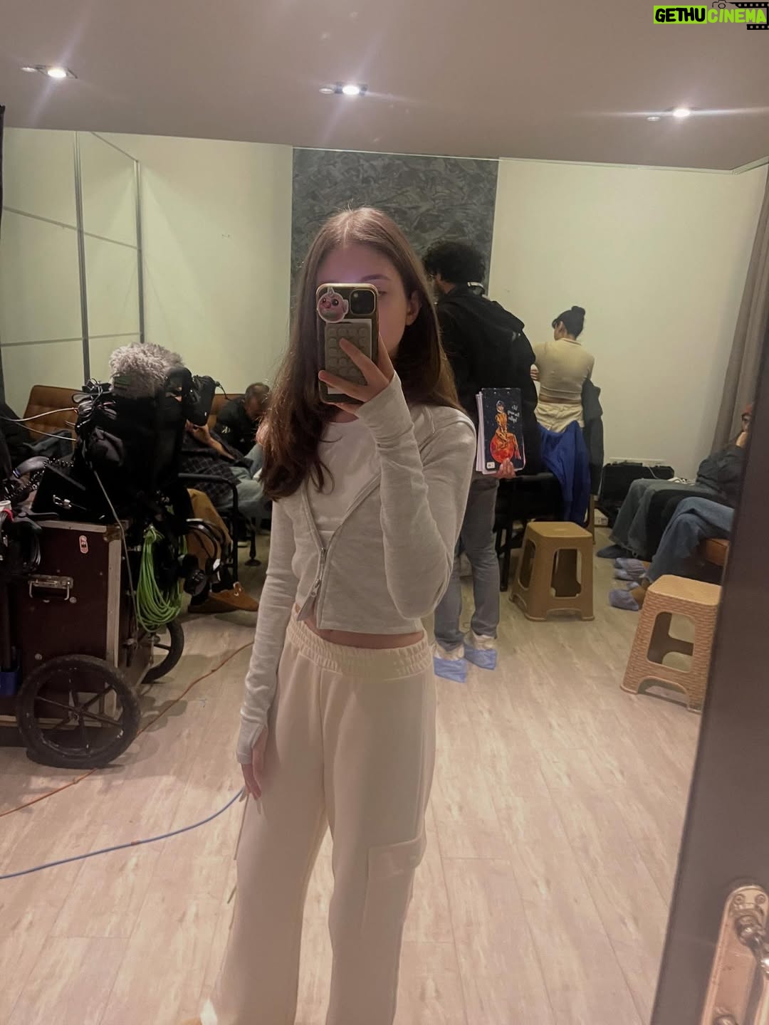 Beren Gençalp - 109.4K Likes - Hayal ve C2 seviye fit check bağımlılığı