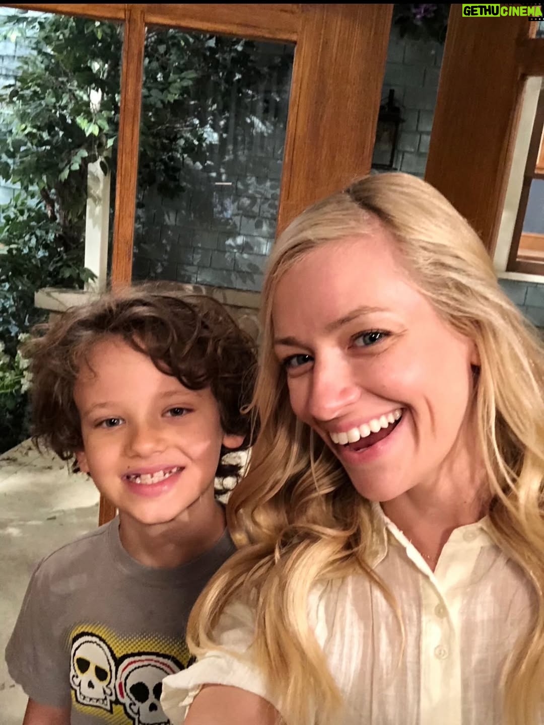 Beth Behrs - 88.1K Likes - Playing "Gemma" for 8 years through marriage, global pandemics, 2 strikes, motherhood and all the other bits of life has been an absolute gift- and that is thanks to this incredible cast and crew. @cedtheentertainer @iammaxgreenfield @tichinaarnold @sheaunmckinney @mrmarcelspears @hank_greenspan @skyetownsend @amberonistevenswest laughing with you every single day has brought me immense joy. And thank you to all of you who watched us on @cbstv all these years. We are so grateful! THATS A WRAP!