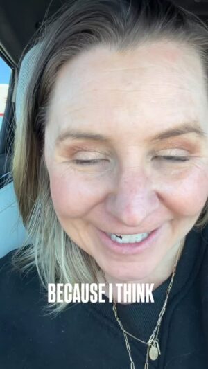 Beverley Mitchell Instagram - My PSA! Go get your colonoscopy! Sharing this because it’s nothing to be scared of and hoping this might just save a life! #colonoscopiessavelives #coloncancer #colonoscopy #bebrave #keepingitreal