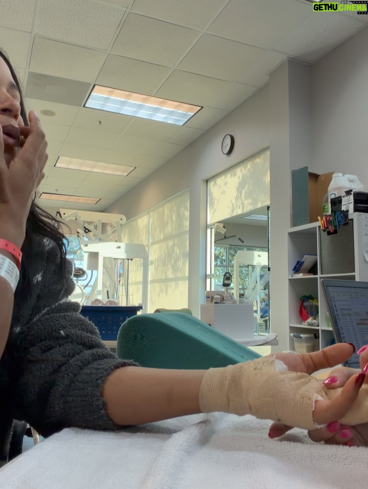Bianca Crawford - 140.6K Likes - 10 months post injury, 8 months of rehab, 5 Dr’s Later…
And we are FINALLY here.
Now I can finally start to put this behind me.
Thank you so much @dr.karandesai for hearing me and fixing me!

Fingers and JOINTS are complicated, frustrating, confusing, essential… if you don’t get it… consider yourself lucky and I hope you never have to find out. 
Maybe one day I’ll go into detail but it’s a lot.

Thank you to those who have sent so much love my way and continue to.
💋

*Graphic photo from surgery… I was going to post the video but it was a little more graphic than the photo and I didn’t want to freak out some people too badly lol*