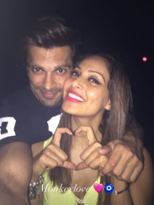 Bipasha Basu Instagram - 2016 was 🩷🧿🙏🏻
#2016