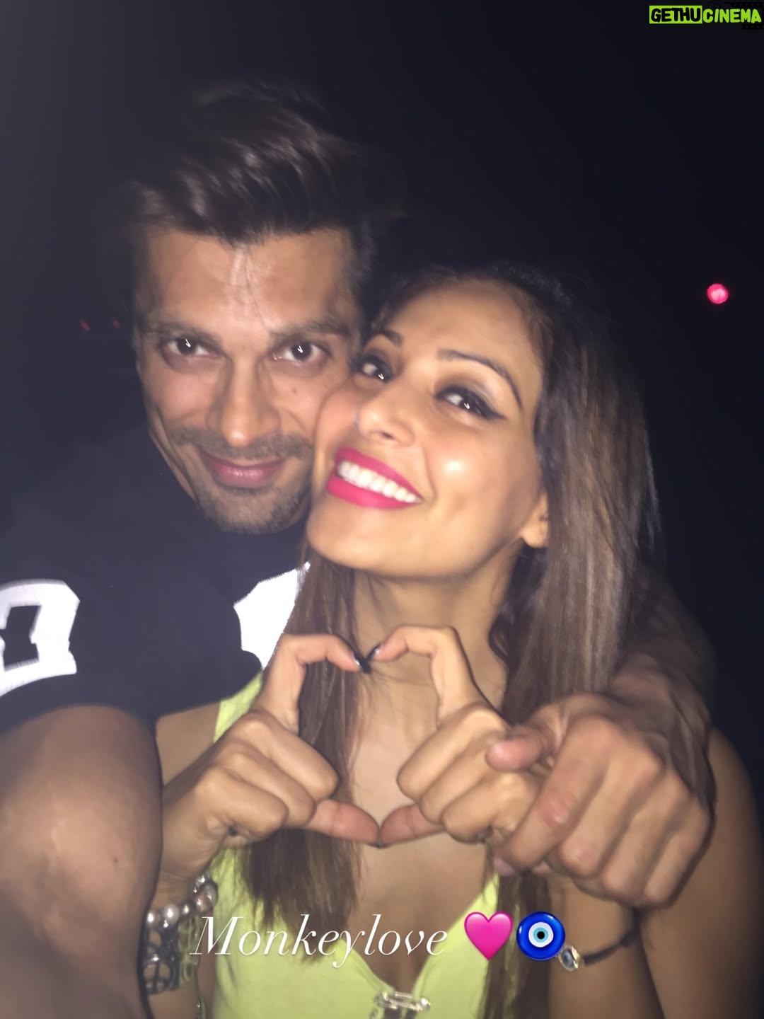 Bipasha Basu - 346.7K Likes - 2016 was 🩷🧿🙏🏻
#2016