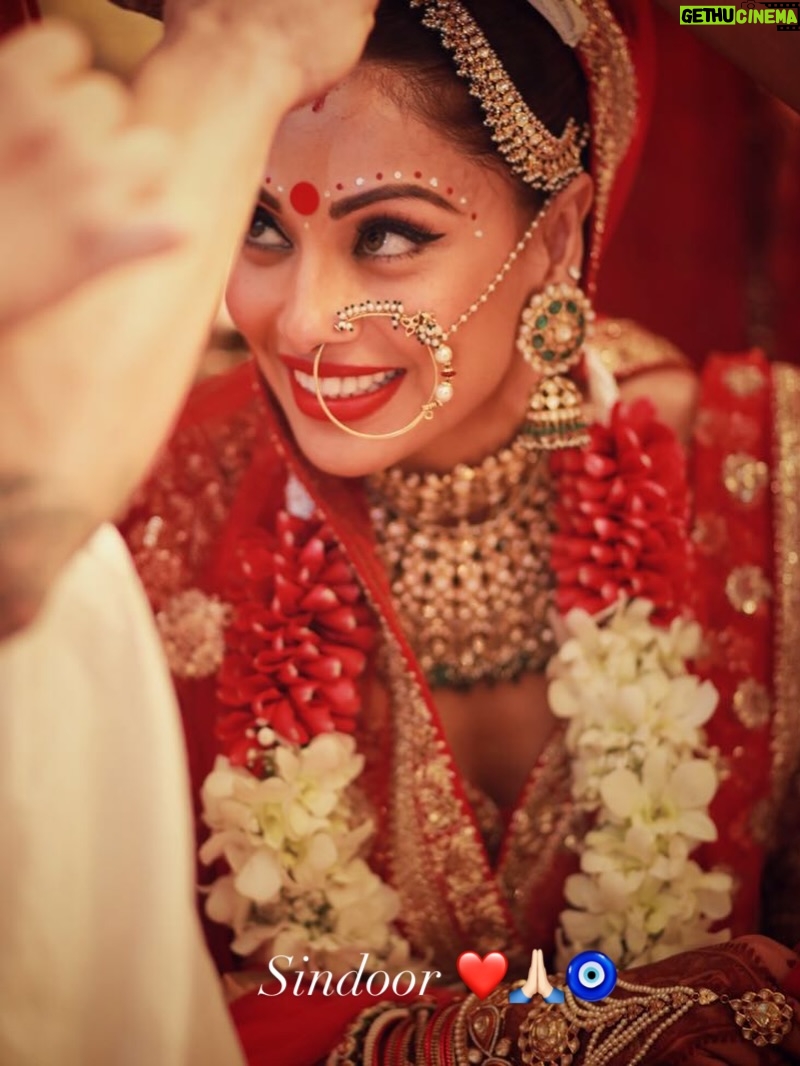 Bipasha Basu - 346.7K Likes - 2016 was 🩷🧿🙏🏻
#2016