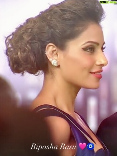Bipasha Basu - 346.7K Likes - 2016 was 🩷🧿🙏🏻
#2016