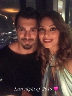 Bipasha Basu Instagram - 2016 was 🩷🧿🙏🏻
#2016