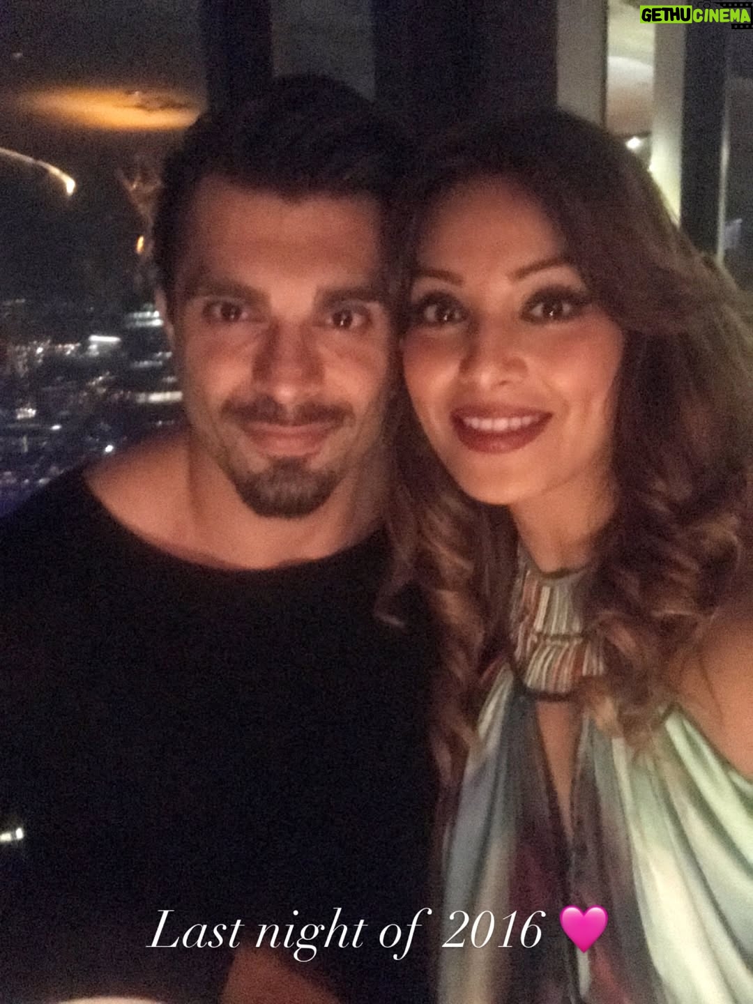 Bipasha Basu - 346.7K Likes - 2016 was 🩷🧿🙏🏻
#2016