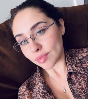 Brenna D'Amico Instagram - 🤓#zenni