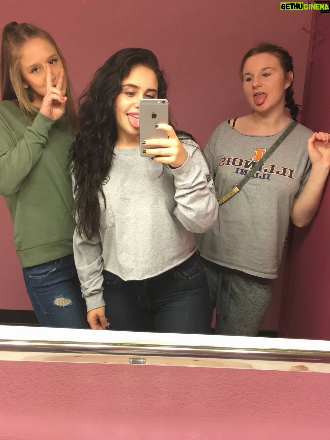 Brenna D'Amico - 138.8K Likes - 2016, wow😭 I’ve never laughed this hard in my life!
2016!!!LIVE LAUGH LOVE!!!YOLO!!! #2016