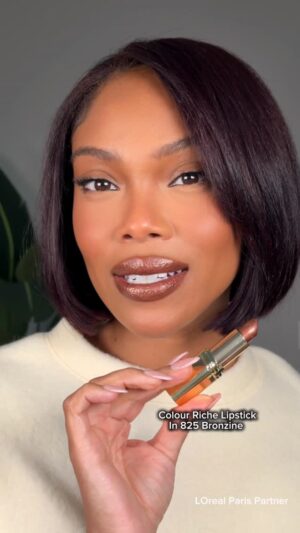 Brianna Giscombe Instagram - Serving Icy Lips All Season Long With @lorealparis Colour Riche Lipsticks. Find Your Shade Using The Link In My Bio #LorealParisPartner #LorealParisMakeup #ColourRiche