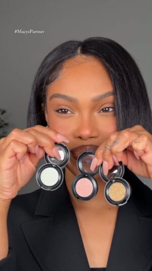 Brianna Giscombe Instagram - This New Year’s Eve your eyes will shine brighter than the fireworks ! Make sure to shop everything in the link in my bio #MacysPartner @macys