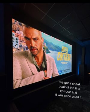 Brianna Giscombe Instagram - Amazon Prime’s Behind The Stream : Prime Video Creator Event was a blast. Thank you for showing us new features to our Amazon storefronts, Prime Video storefronts, and answering all our questions. 

Dude they said they had a surprise for us and it was Jesse Williams 😱we were all gagged !!!! 
We were able to have an exclusive screening of his new show Hotel Costiera. 

Make sure to watch Hotel Costiera on Amazon Prime September 24th ! You’re in for a thrill.