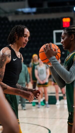Brittney Griner Instagram - March is here ‼️ had to drop some gems on my @baylorwbb squad. Coach B got a nice lil ring to it 👁️👁️
