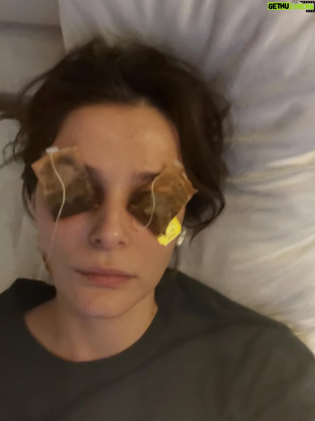 Büşra Develi - 37.2K Likes - Kasabamıza hoşgeldiniz 🌪️ @netflixturkiye