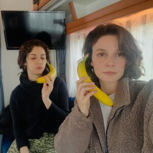 Büşra Develi Instagram - Kasabamıza hoşgeldiniz 🌪️ @netflixturkiye