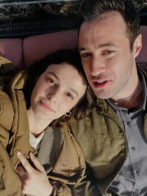Büşra Develi Instagram - Kasabamıza hoşgeldiniz 🌪️ @netflixturkiye
