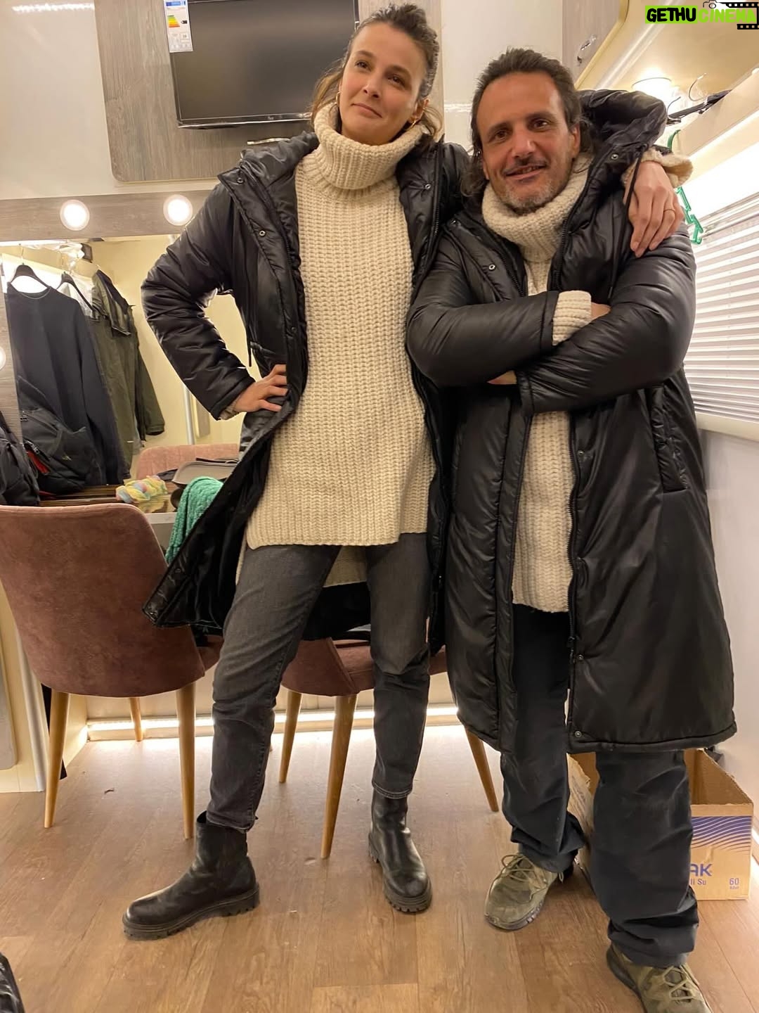 Büşra Develi - 37.2K Likes - Kasabamıza hoşgeldiniz 🌪️ @netflixturkiye