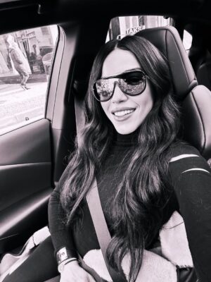 Burcu Güneş Instagram - An’dan… ✨✨✨ 🎉⏰🫶 2026