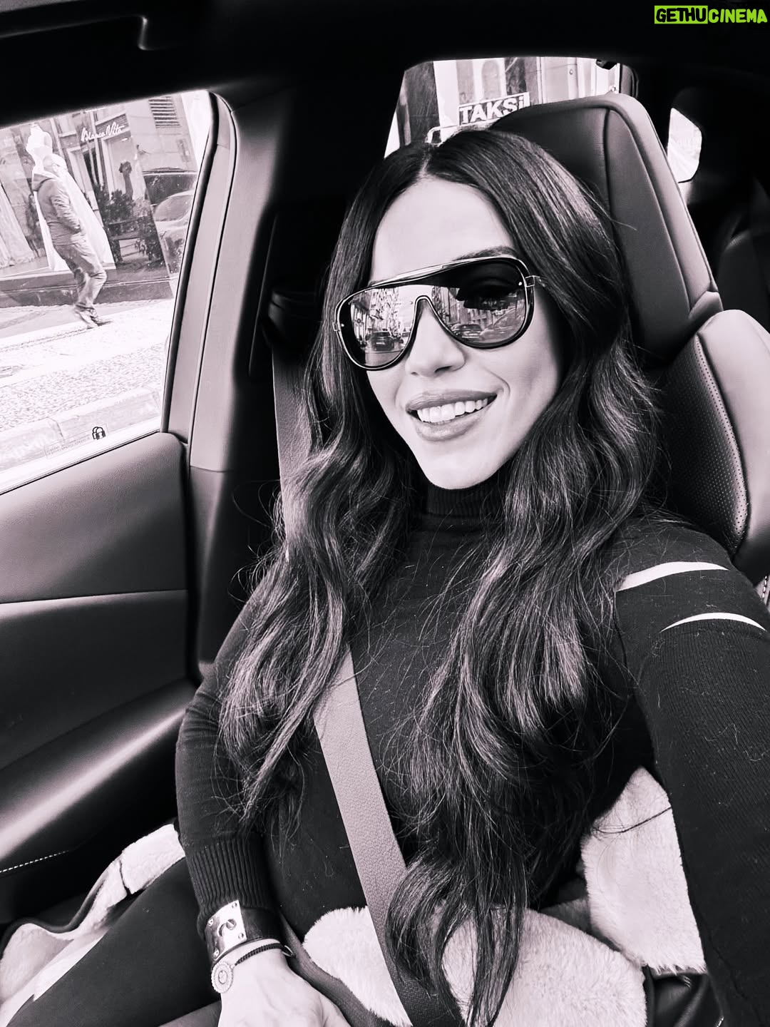 Burcu Güneş - 2.5K Likes - An’dan… ✨✨✨ 🎉⏰🫶 2026