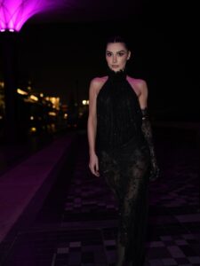 Actress Burcu Kiratli HD Photos and Wallpapers December 2025