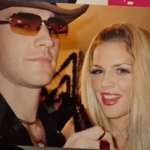 Busy Philipps Instagram - My heart is deeply hurting for all of us today…every person who knew James and loved him, anyone who loved his work or had the pleasure of meeting him, all of his dear friends and community that surrounded him as he battled this illness, especially his parents and brother and sister. But I am profoundly heartbroken for his incredible wife Kimberly and their six magical children. There is a go fund me for them to help out and i’ll put the link in my stories. James Van Der Beek was one in a billion and he will be forever missed and i don’t know what else to say. i am just so so sad. He was my friend and i loved him and i’m so grateful for our friendship all these years.❤️