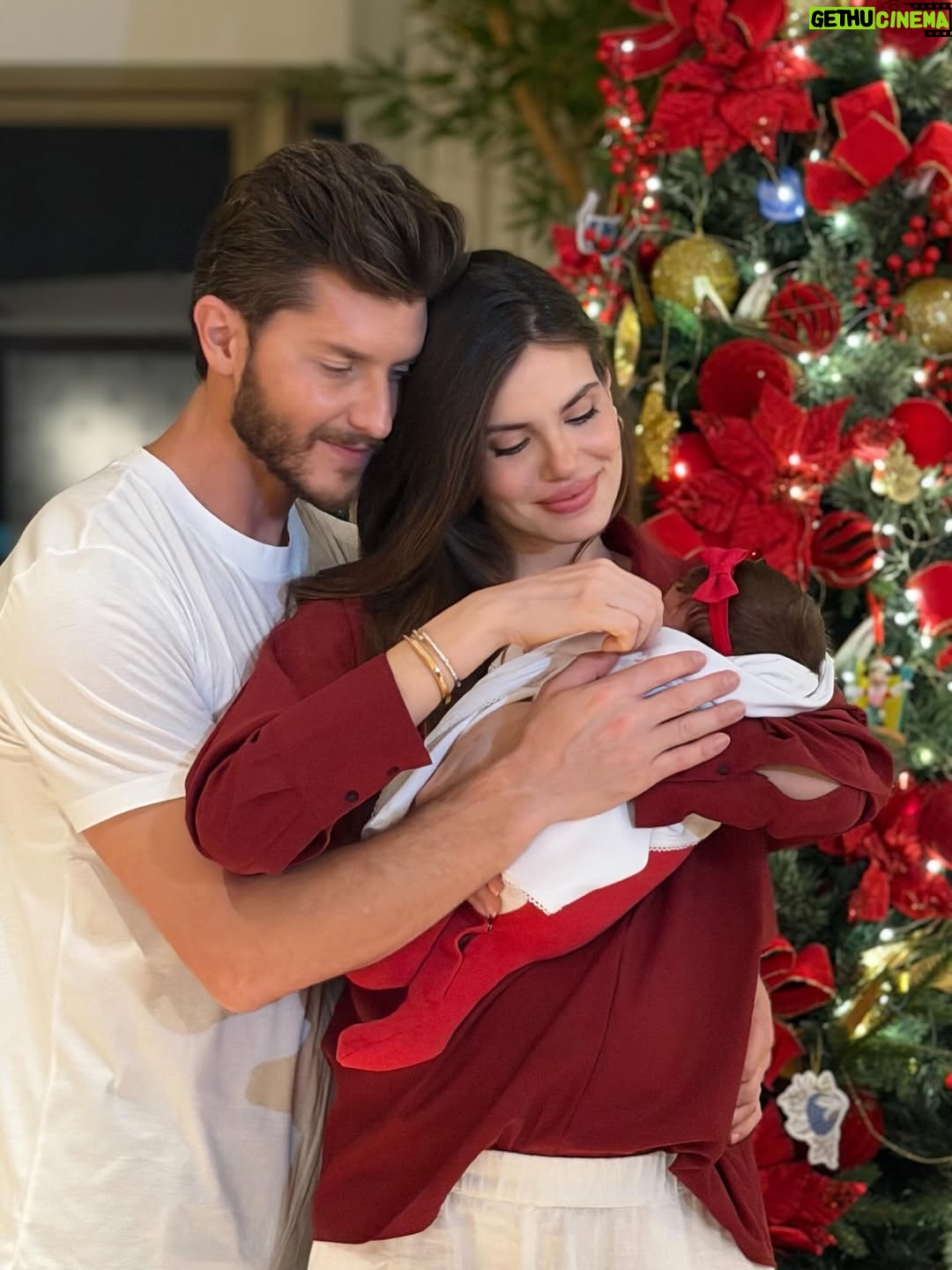 Camila Queiroz - 2.9 Million Likes - Nosso maior pedido de Natal de 2024 se realizou em 2025.
Como somos abençoados por ter você, filha. 
Este foi apenas o primeiro de todos que virão ♥️