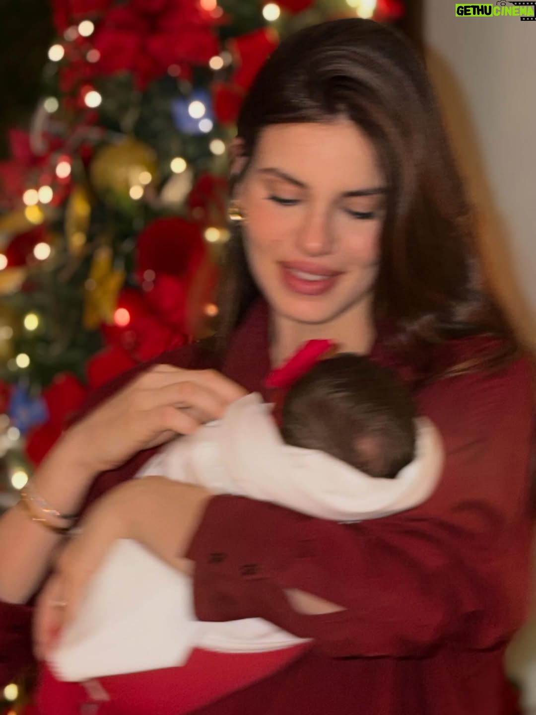 Camila Queiroz - 2.9 Million Likes - Nosso maior pedido de Natal de 2024 se realizou em 2025.
Como somos abençoados por ter você, filha. 
Este foi apenas o primeiro de todos que virão ♥️