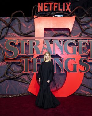 Cara Buono Instagram - London, you were magic. What a night. @strangerthingstv 

Dress @balenciaga 
Styling @mirandaalmond 
Hair @sheridanwardofficial 
Makeup @kennethsohmakeup 
Jewelry @buchererfinejewellery 

#strangerthings