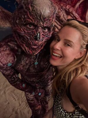 Cara Buono Instagram - Rolling into the new year with my bestie Vecna. Friendly reminder: it’s just a calendar change. Happy New Year!
Oh yeah, not Alice Creel. 

#strangerthings #golf #newyear #besties