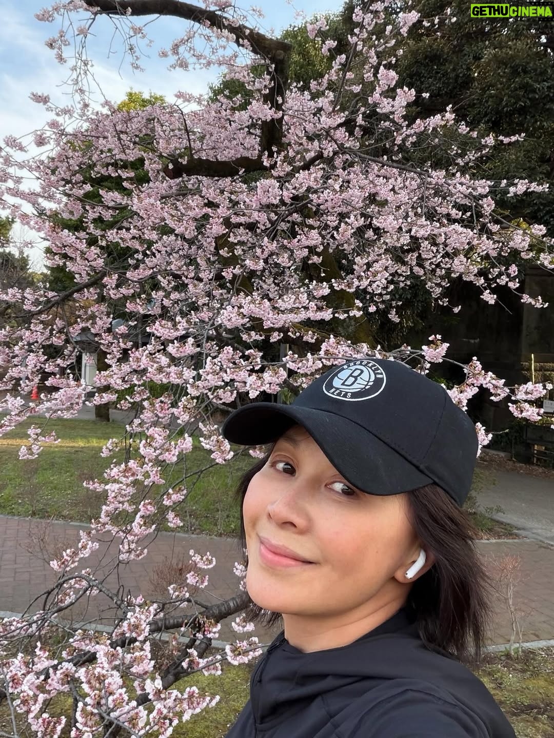 Carina Lau - 8.4K Likes - 下次見! @calnstagram @annaboop @lisasiting @janelouey @jameslouey @kathychow520