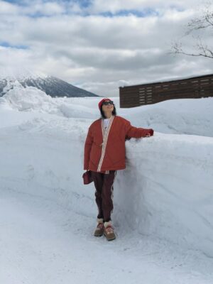 Carina Lau Instagram - 大年初一，好景、好雪、好開頭。
祝大家馬年健康平安！馬到功成！@clot
@edisonchen
@adidasoriginals
#CLOT
#adidasOriginalsbyEdisonChen