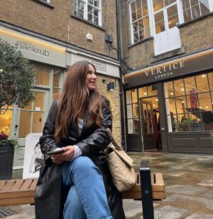Carine Rizcallah Instagram - winter time 🌨🌨
