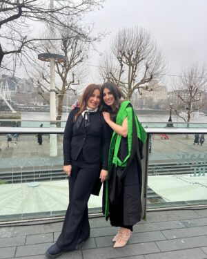 Carine Rizcallah Instagram - Congrats @nadiaacharbel for your graduation from @kings_college_london .
I am so proud of you and so proud to be your mother. Fly high my love , go catch your dreams and draw your future with your own hands. I wish you all the success and will be here for you till the end. LOVE YOU ❤️ 
#mastersdegree #education #london