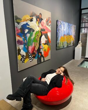 Carine Rizcallah Instagram - I ❤️ Art ! 
#art #artgallery #paintings #painting #passion #sculpture #beirut #uae #ksa